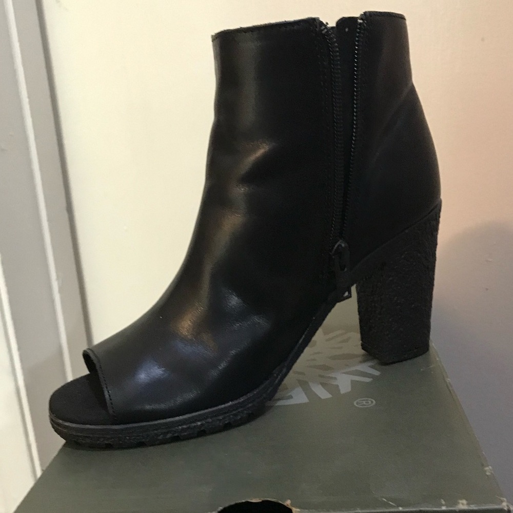 Tillston full grain ankle boot